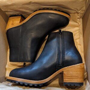 Portland Leather Goods (Patina) Ankle Bootie
